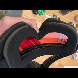 Snowboard goggles